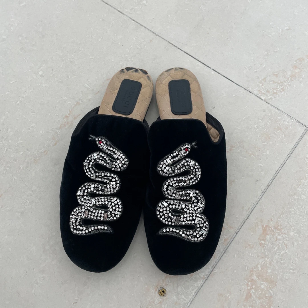 95新 GUCCI/古驰 A8833 Gucci 黑色 拖鞋 98新 37码