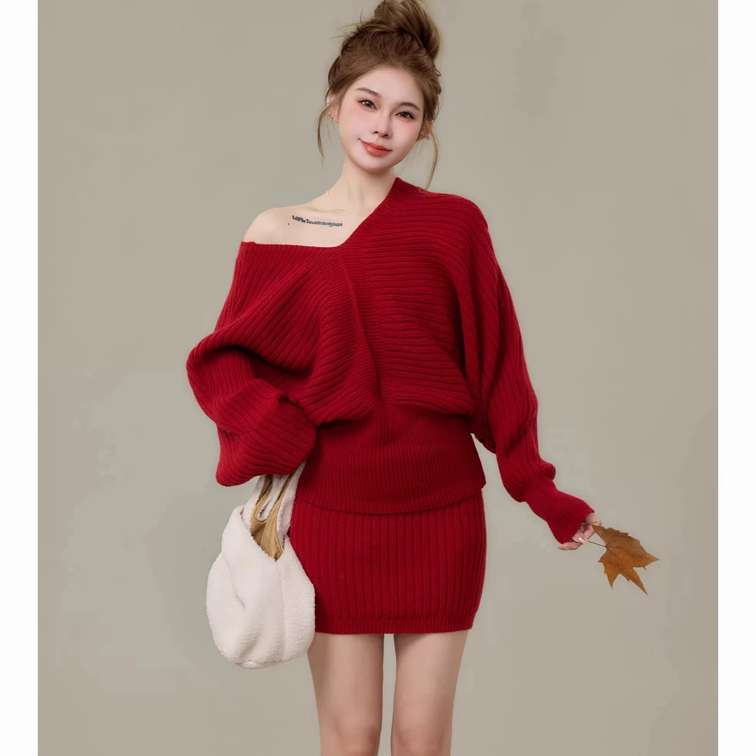 圣诞穿搭红色针织套装女2025秋冬新款氛围感斜肩毛衣短裙两件套