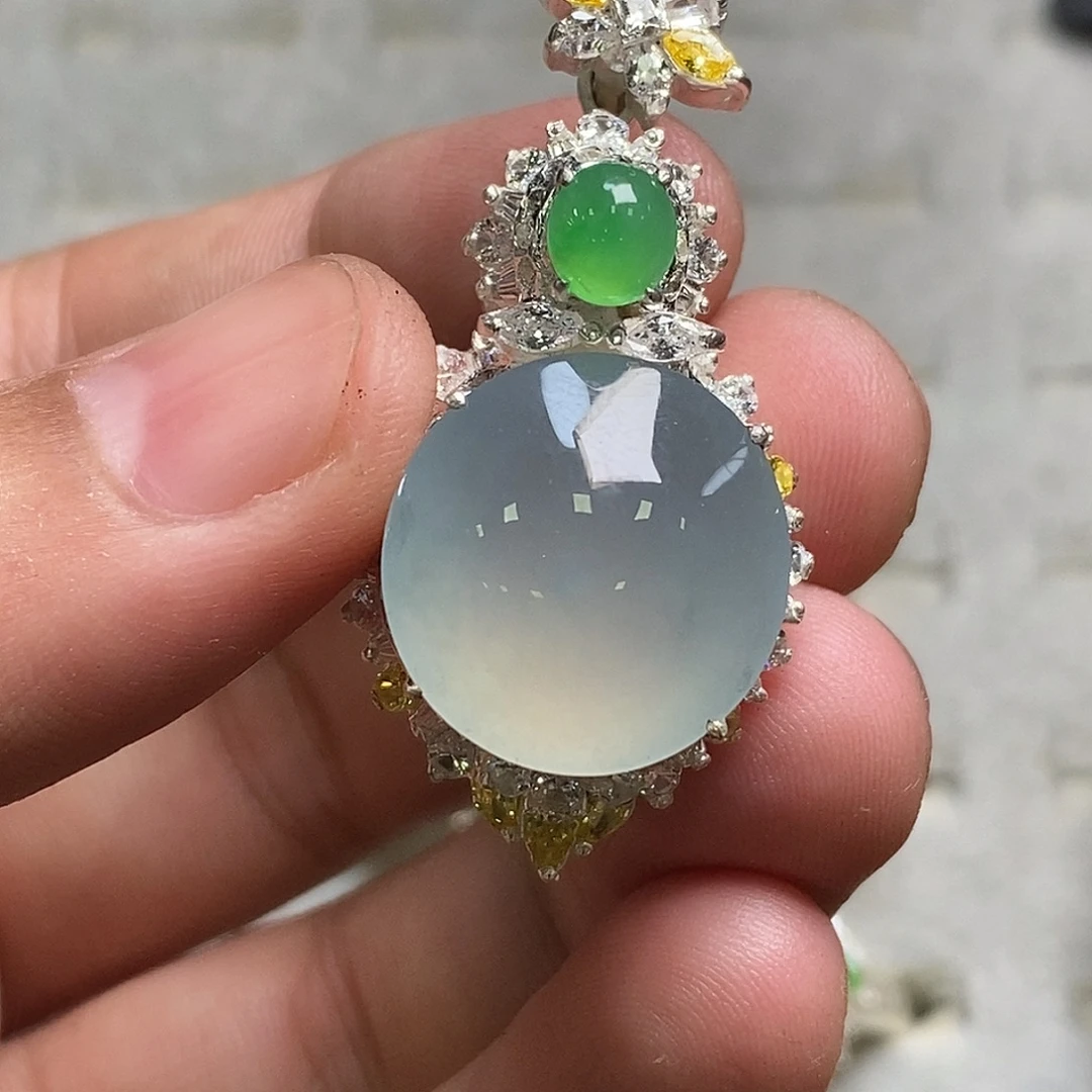 定制翡翠未镶嵌翡翠