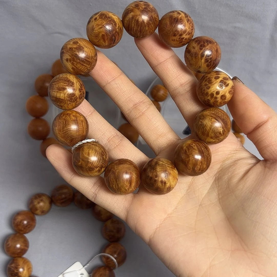 柏木（崖柏）太行崖柏瘤疤手串（微瑕）1.8