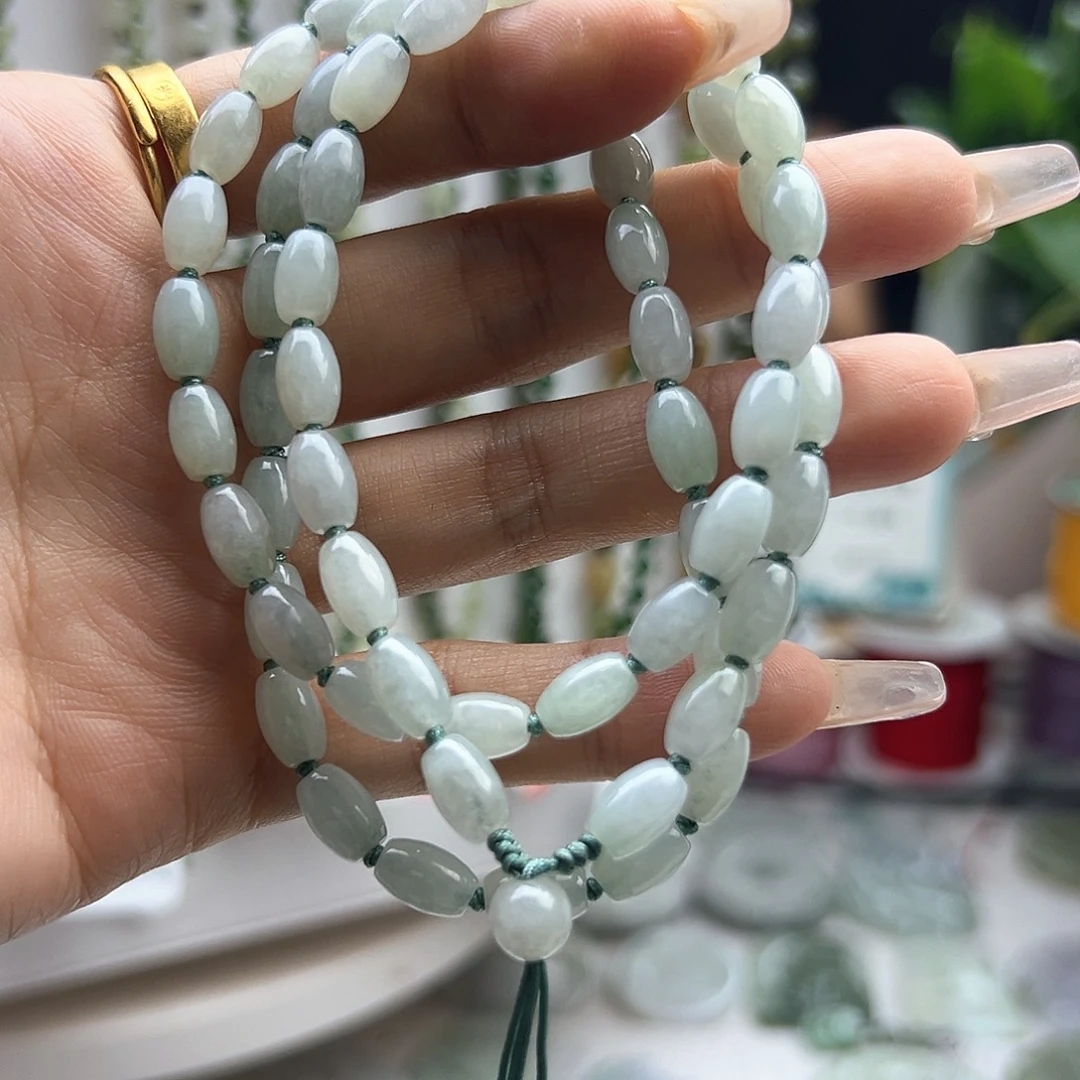 三***爷颈饰未镶嵌翡翠珠链