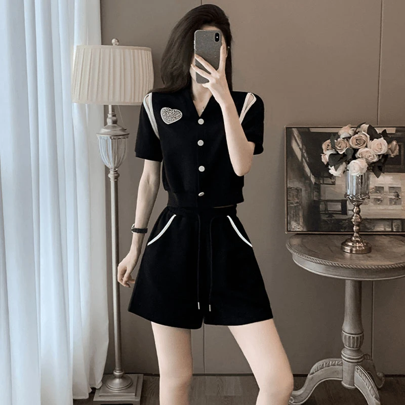 休闲运动服套装女2025年夏季新款时尚洋气减龄短袖开衫短裤两件套