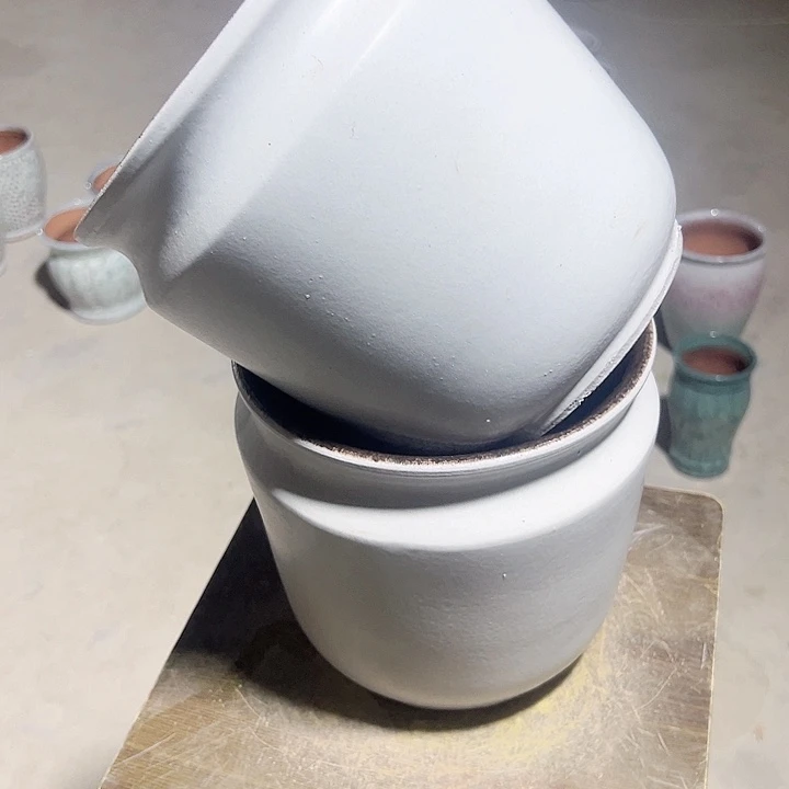 高度21厘米口20厘米