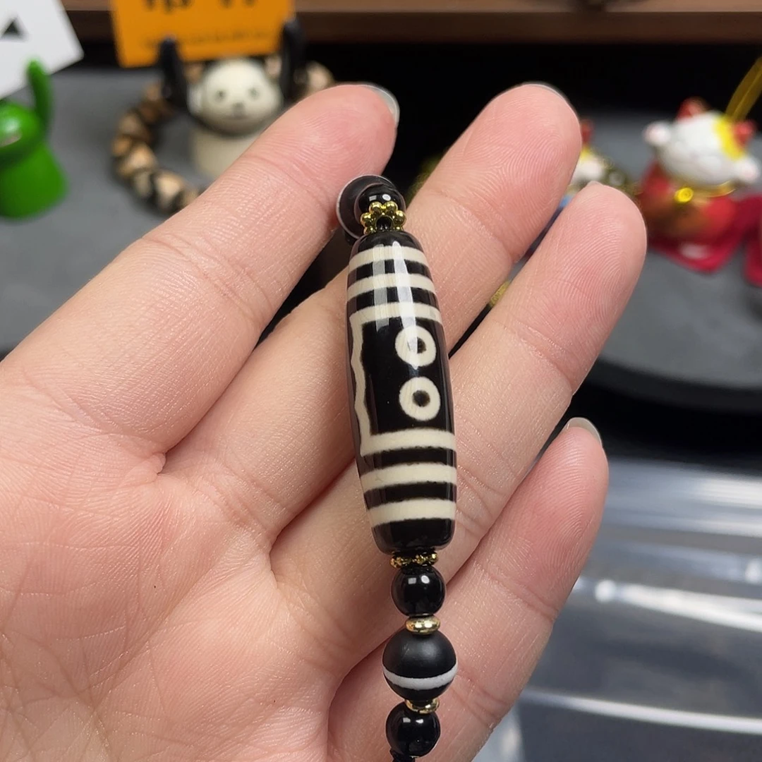 小***鉴玛瑙/玉髓未镶嵌颈饰