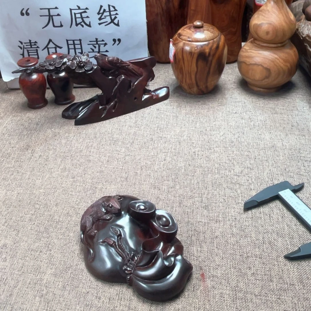 檀香紫檀（小叶紫檀）鼠来宝
