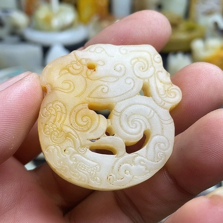 颈饰未镶嵌和田玉