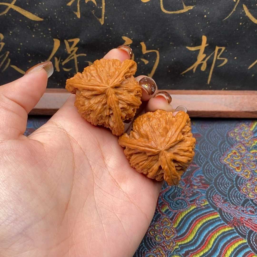 吊坠文玩核桃小****可