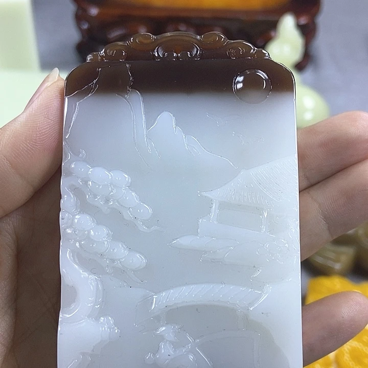 和田玉未镶嵌颈饰