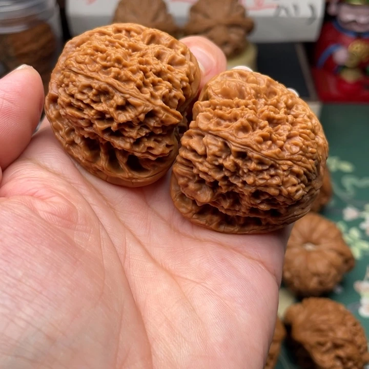 【闪购商品】把件文玩核桃42南疆石