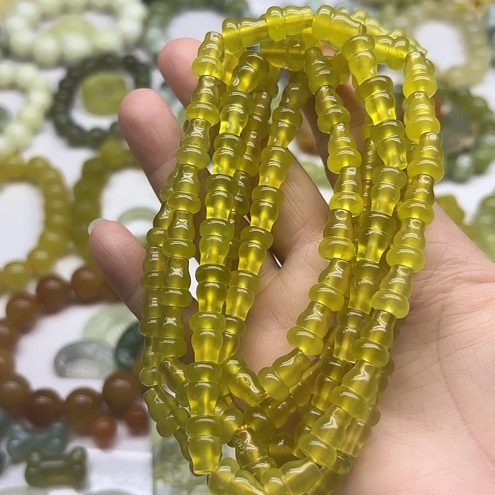 蛇纹石玉手串未镶嵌