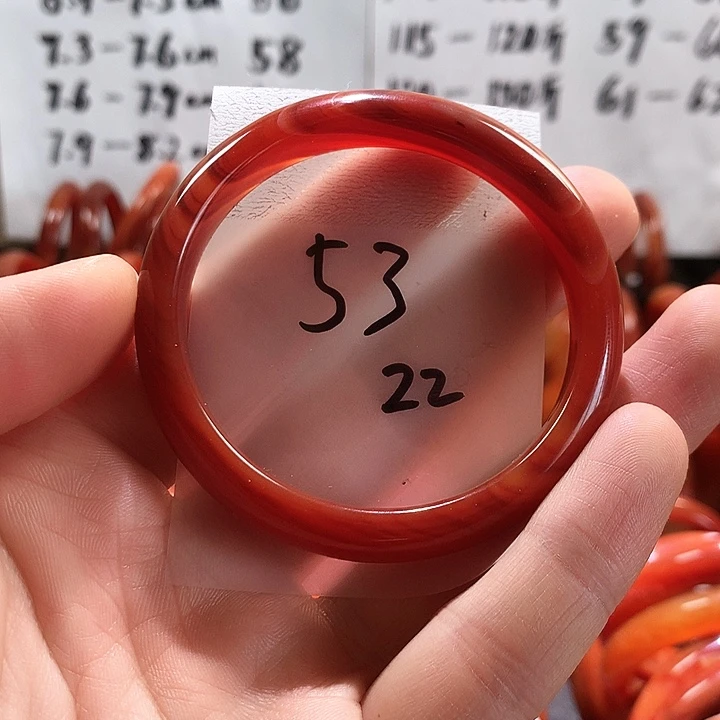 玛瑙/玉髓手镯未镶嵌