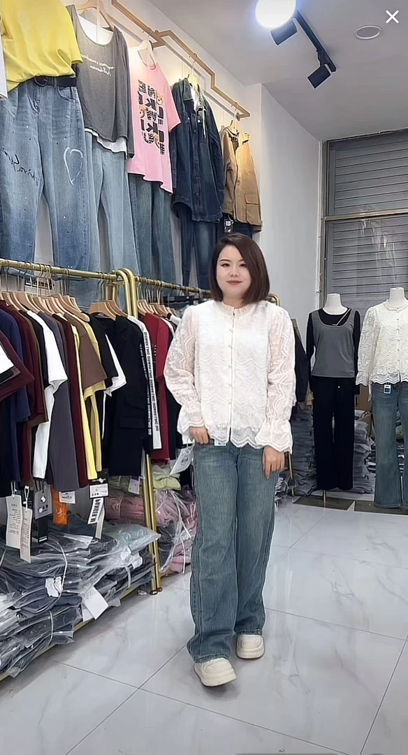 【春款现货】蕾丝珍珠打底衫2435