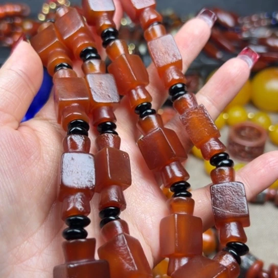 玛瑙/玉髓颈饰未镶嵌