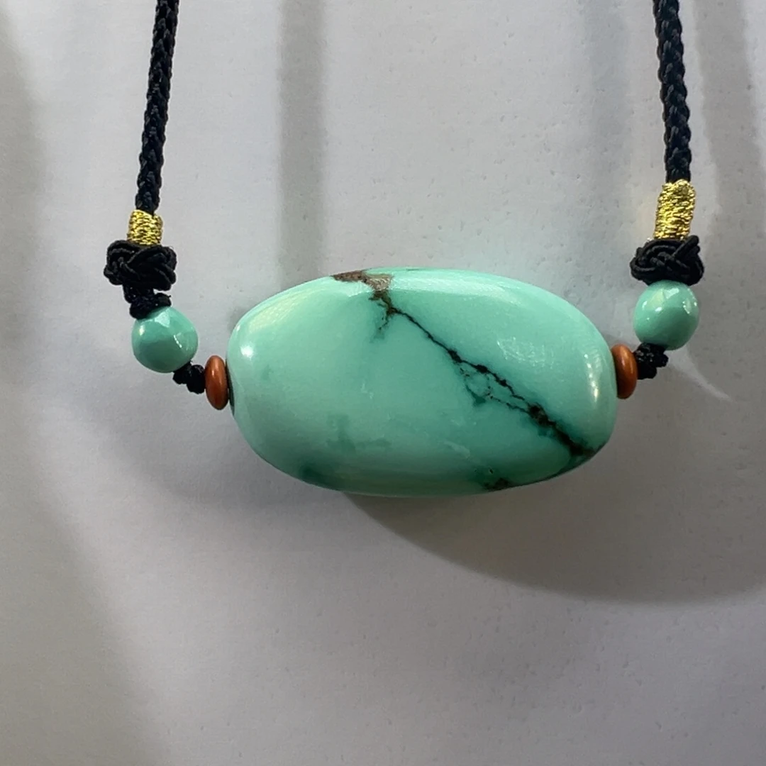 绿松石未镶嵌挂件