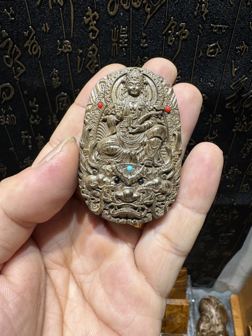 小叶桢楠阴沉木12生肖本命佛吊坠