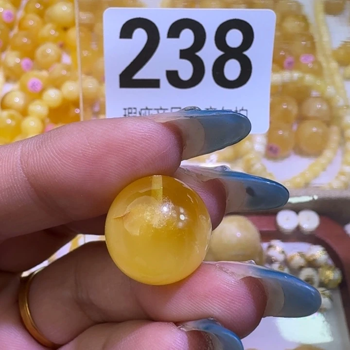 裸石琥珀未镶嵌15.7微微瑕