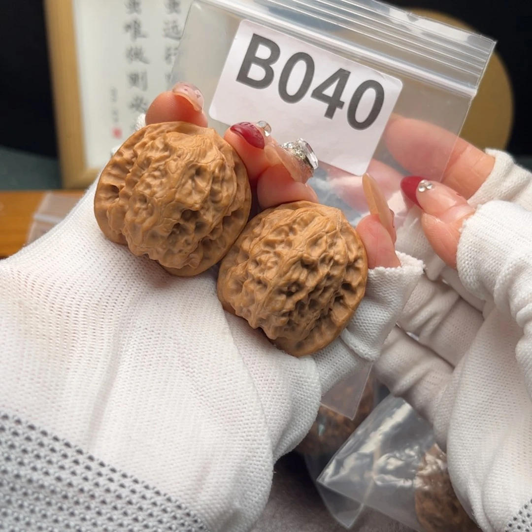 文玩核桃把件36野狼b 040