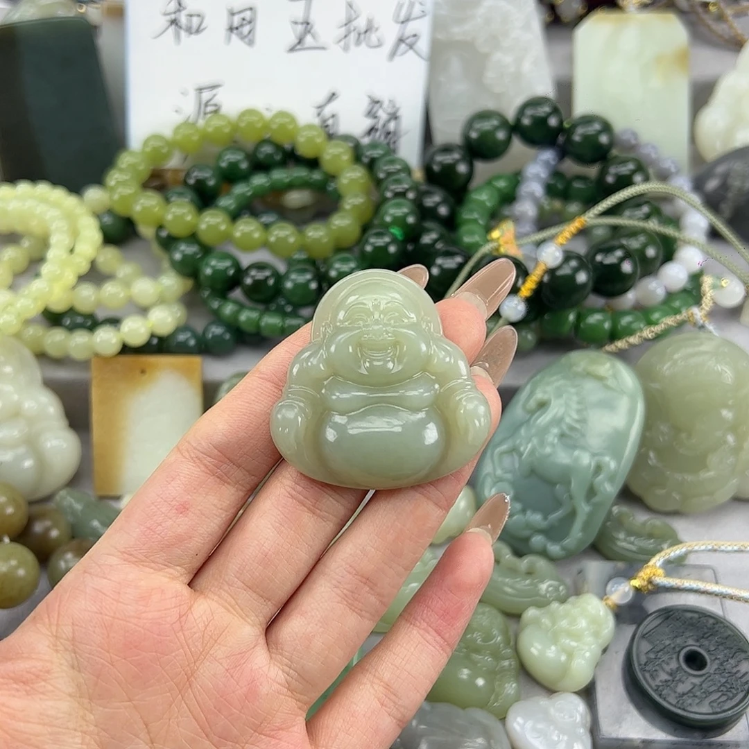 一***变和田玉未镶嵌颈饰