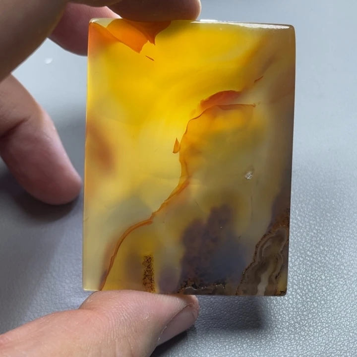 玛瑙/玉髓颈饰未镶嵌青**影