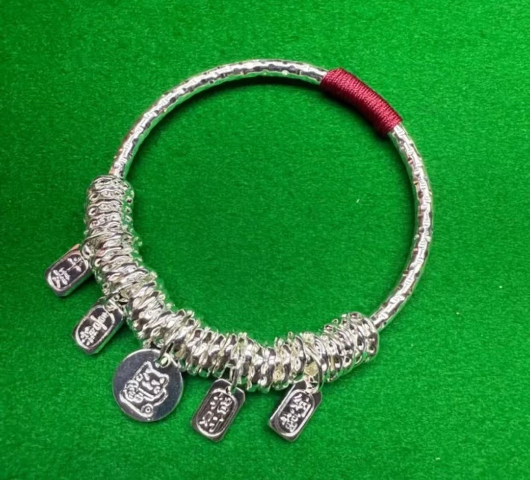 022红绳招财猫盘缠手镯 无礼盒