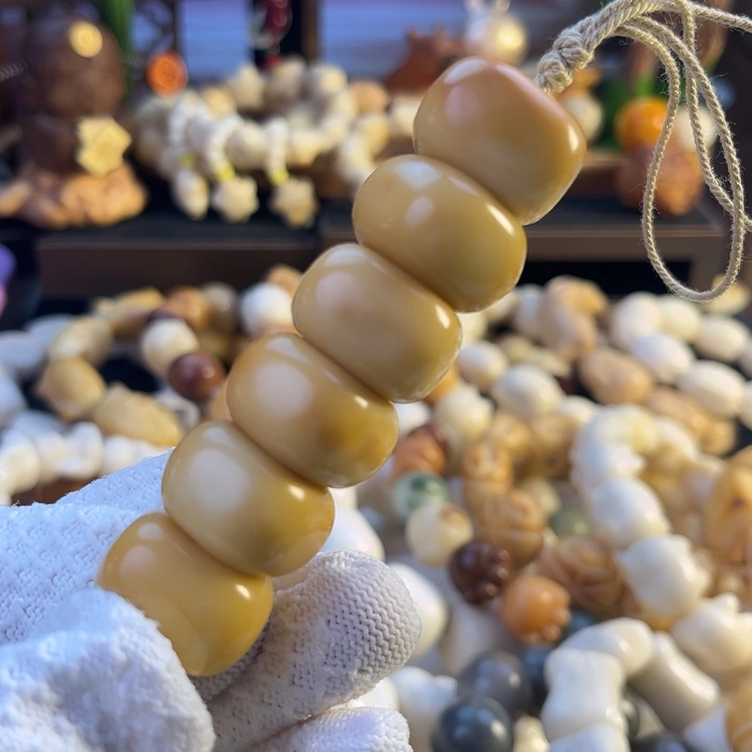 菩提根/象牙果手串-新品-烤色方扣糖葫芦