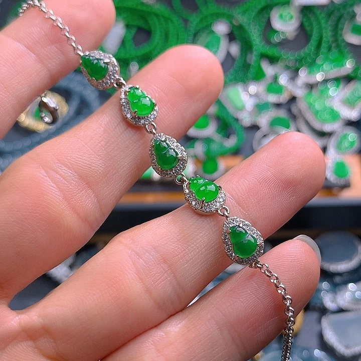 未镶嵌手链翡翠翡翠