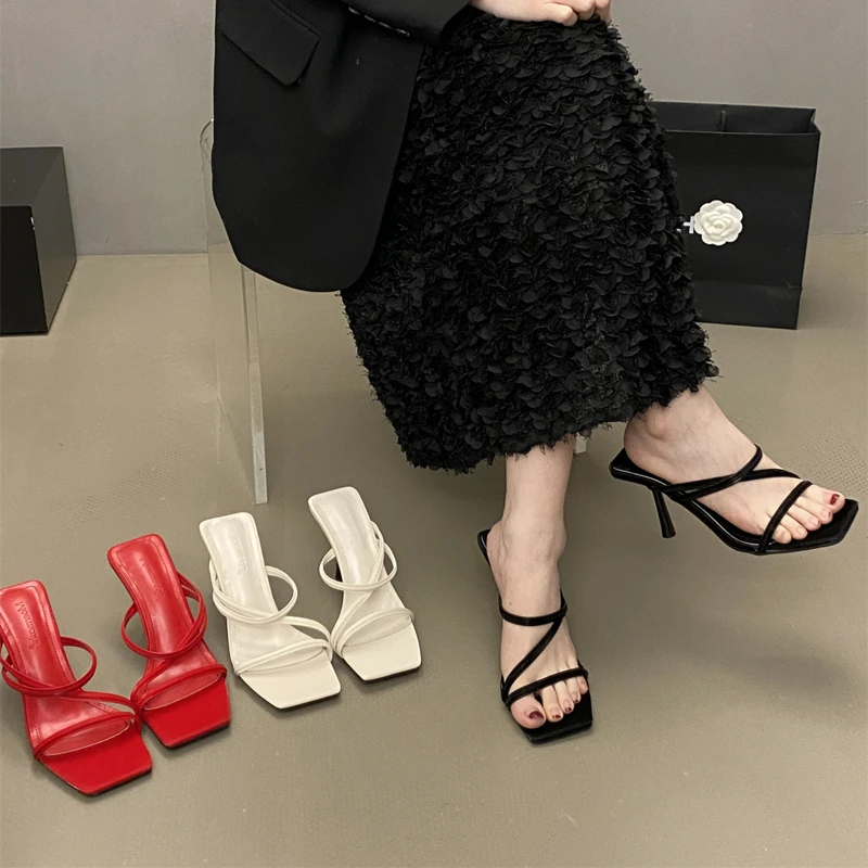 日常薄款夏季细跟高跟细跟凉拖鞋小众一字拖方头凉鞋中跟外穿