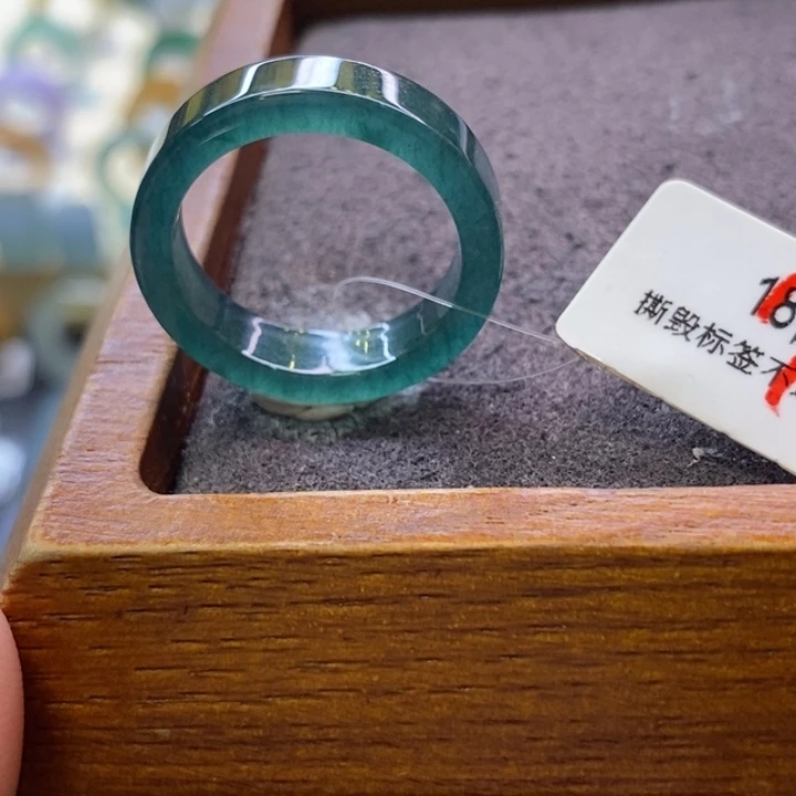 房***一翡翠未镶嵌戒指翡翠