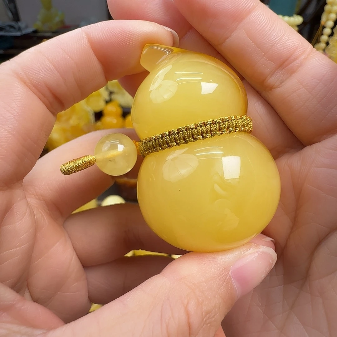 蜜蜡未镶嵌珠宝奇石