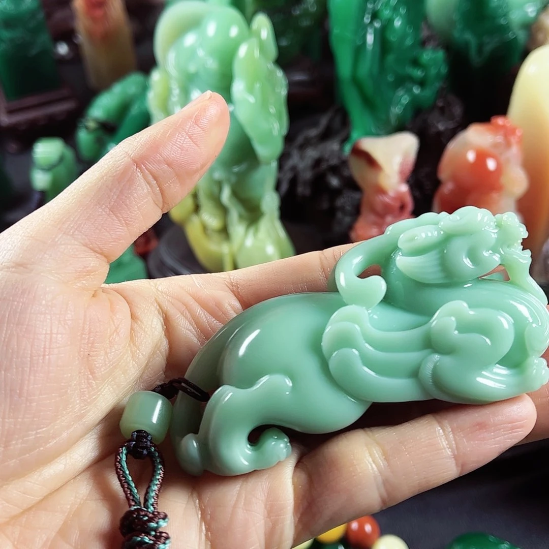 四川石生***?名贵石材梅子青