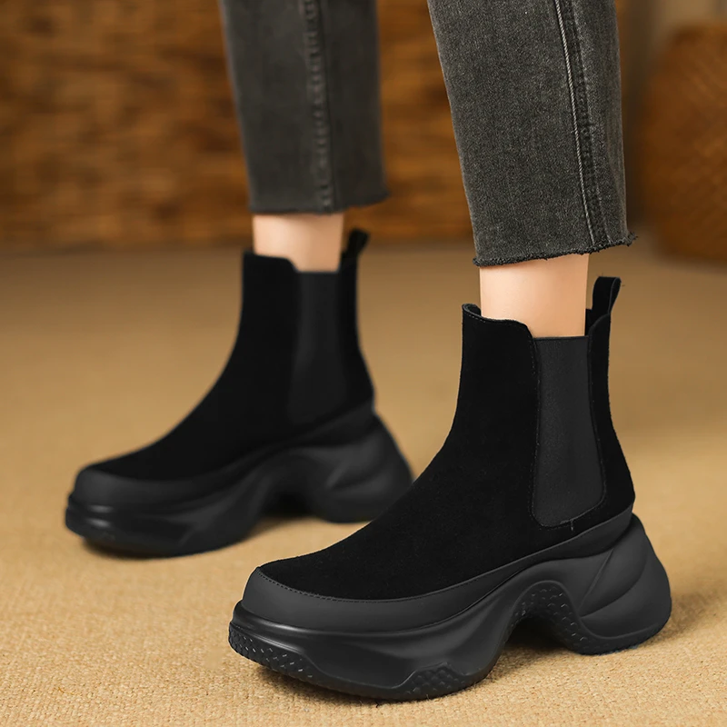 8cm坡跟圆头切尔西靴女时尚百搭小短靴轻便不累脚松糕厚底烟筒靴