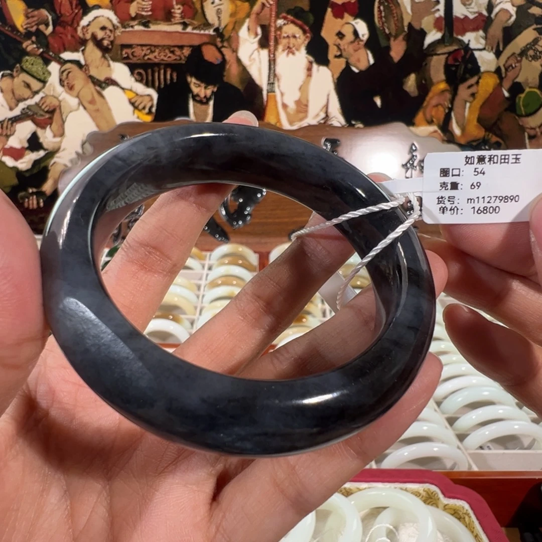 和田玉未镶嵌手镯