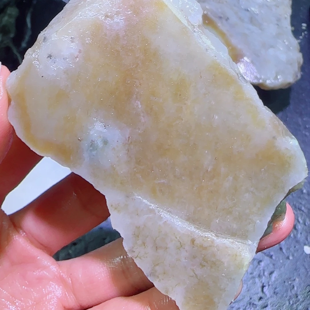 和田玉未镶嵌珠宝半成品