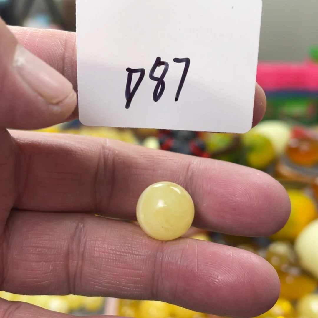 手链琥珀未镶嵌多样性发，发其中一件