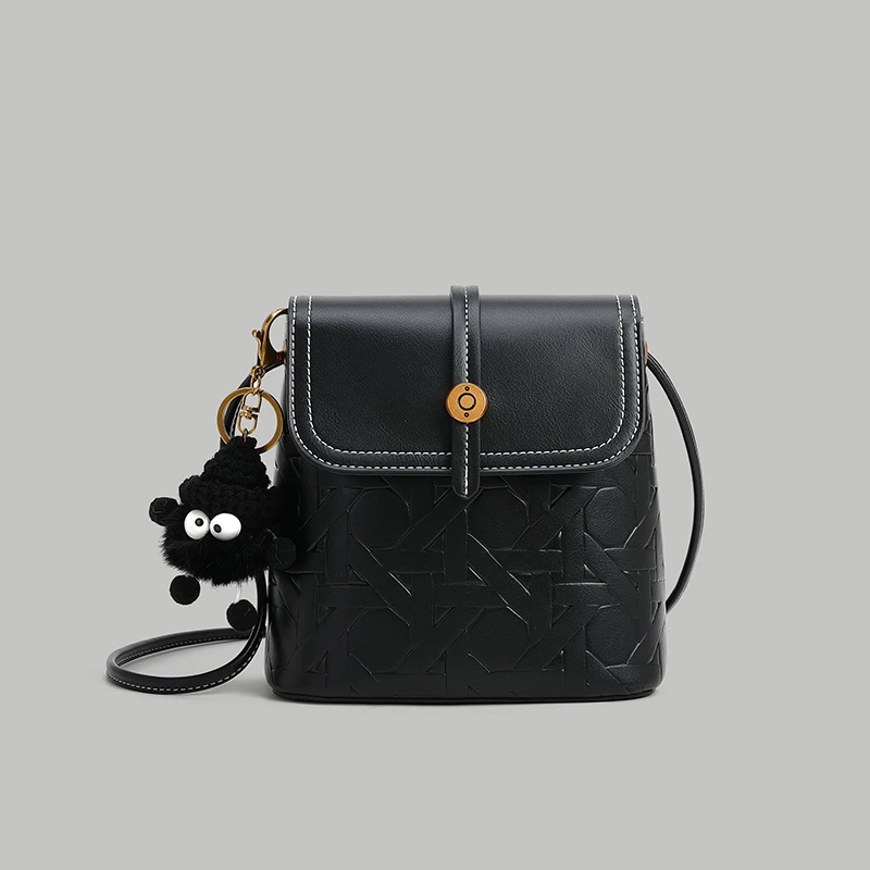 【工厂直销】2025新款编织纹路水桶包ck-60009-11