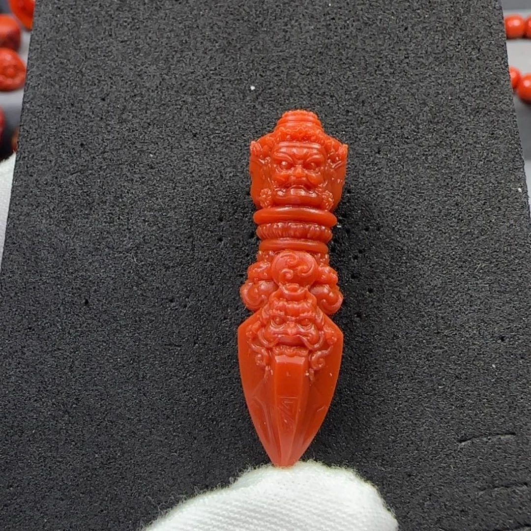 南红玛瑙未镶嵌雕件