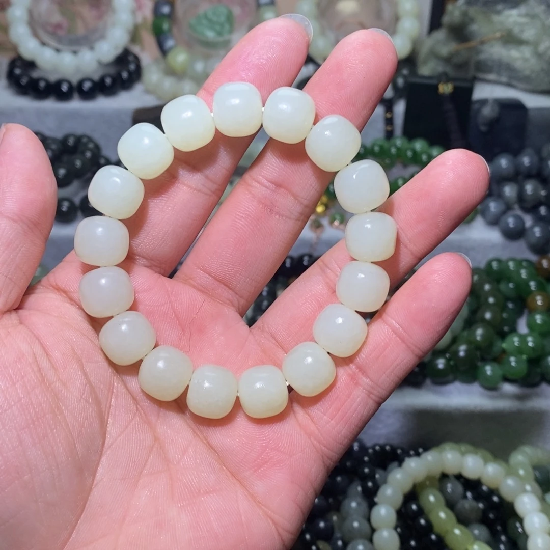 和田玉未镶嵌手链