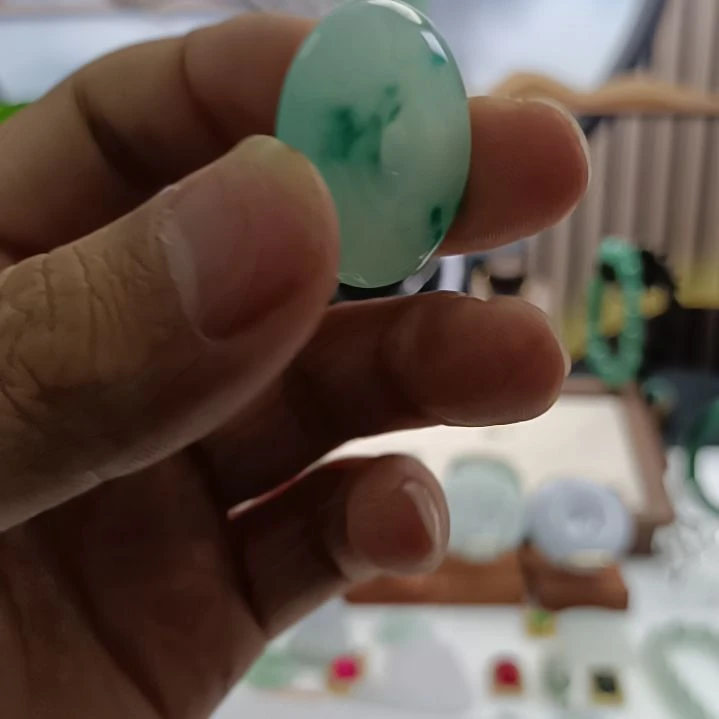 翡翠未镶嵌颈饰翡翠翡翠