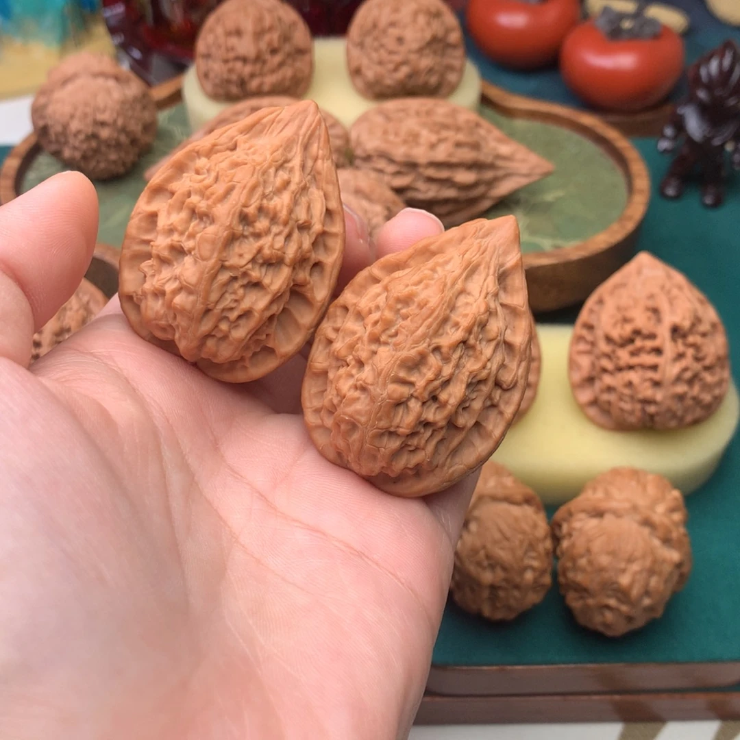 文玩核桃把件长治鸡心36