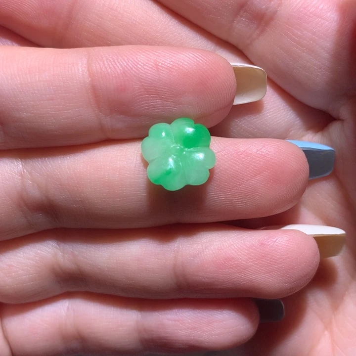 翡翠未镶嵌颈饰无镶嵌15