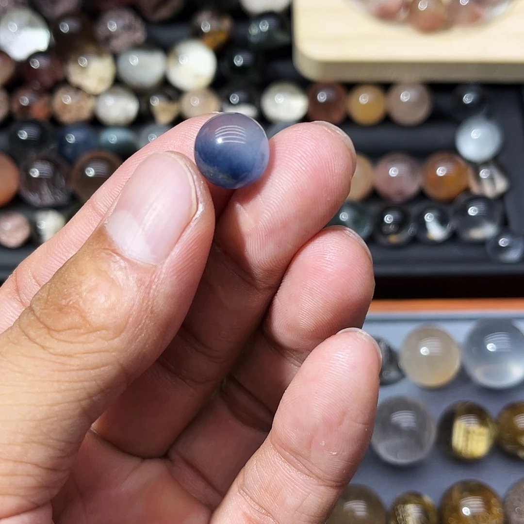 未镶嵌颈饰水晶12.2mm蓝兔毛