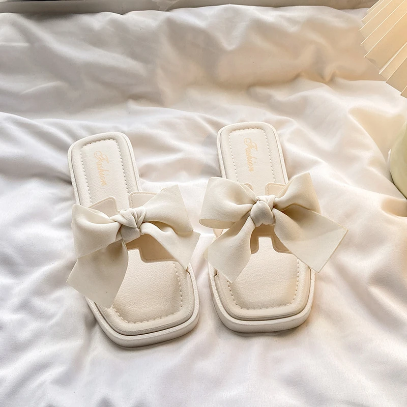 MDNG夏季新款方头女士外穿潮流带蝴蝶结防滑沙滩凉拖鞋