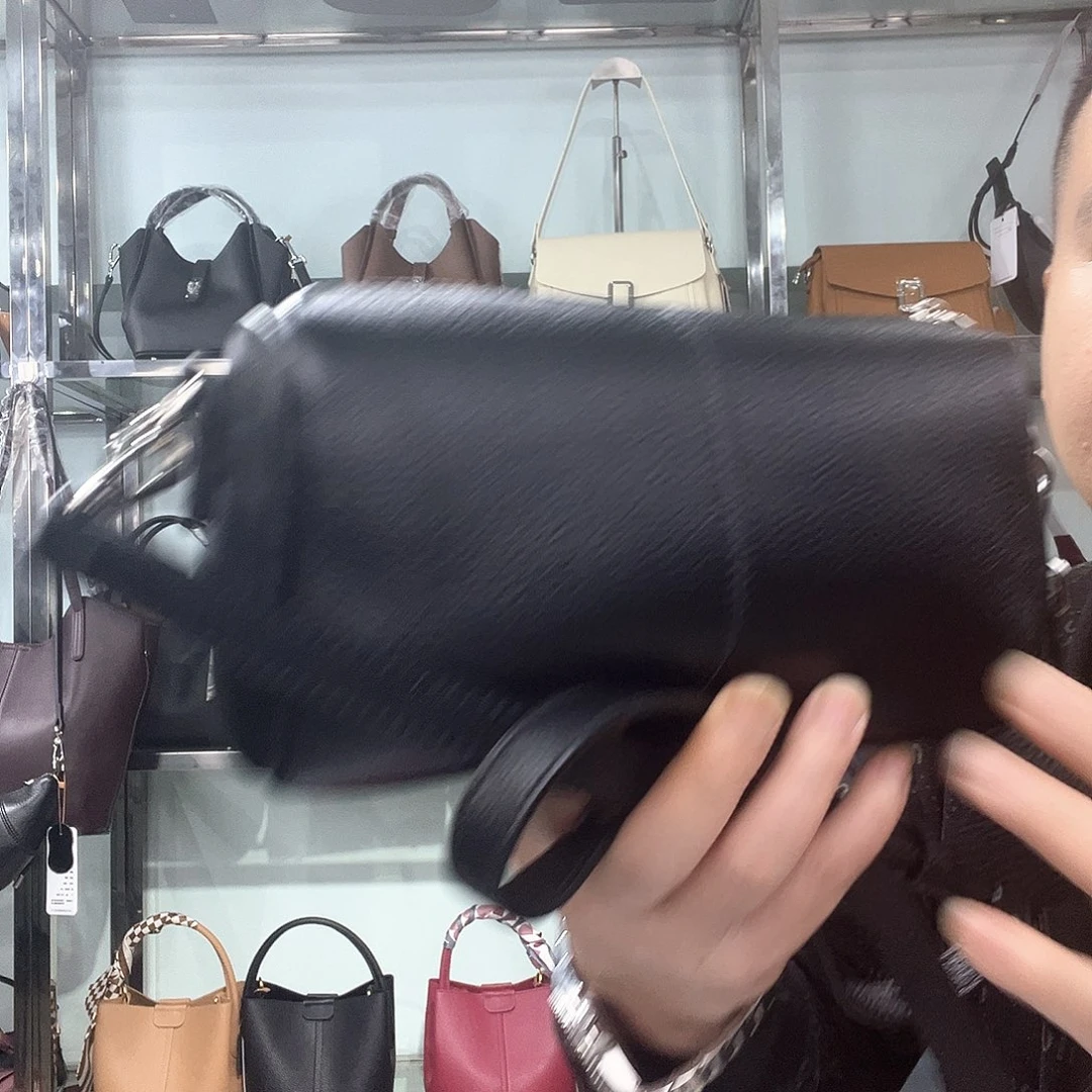 头层牛皮女包时尚百搭