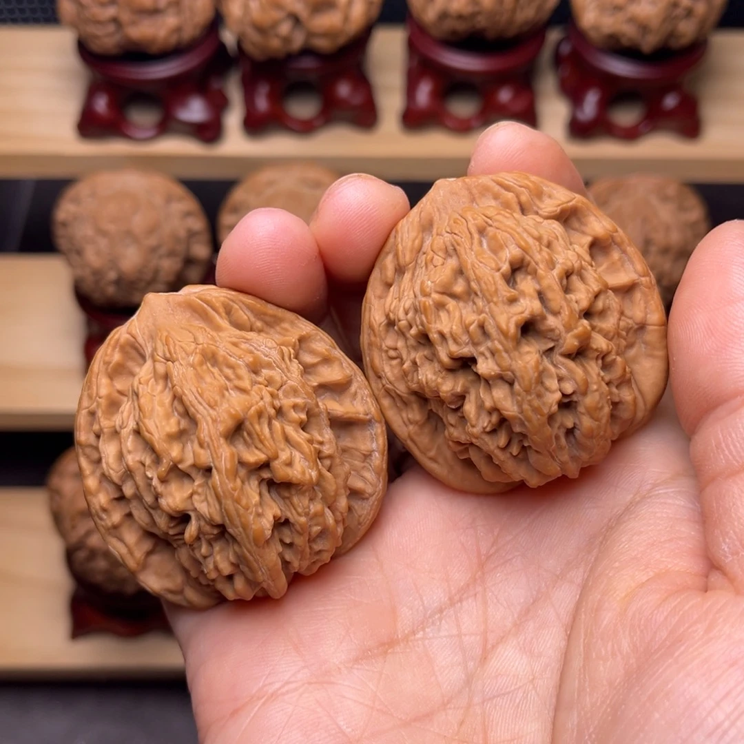 富***坨吊坠文玩核桃虎头