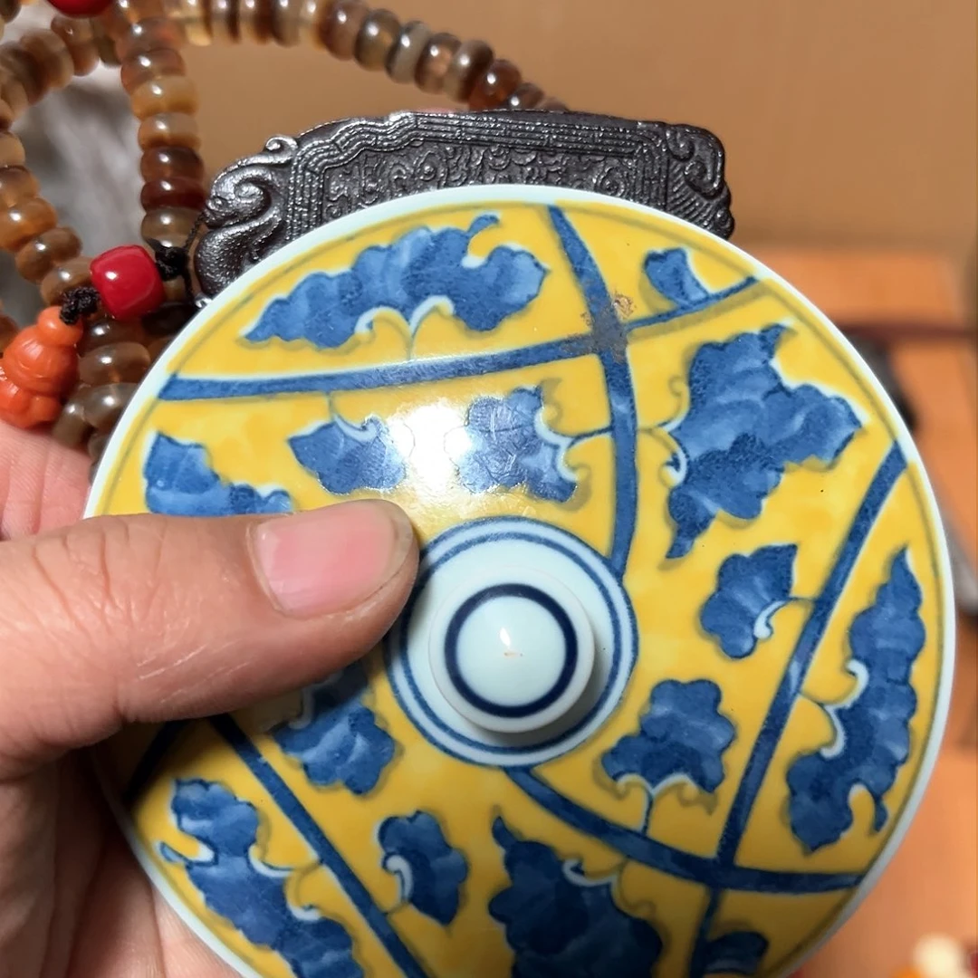 碟于****人瓷器木器工艺摆件