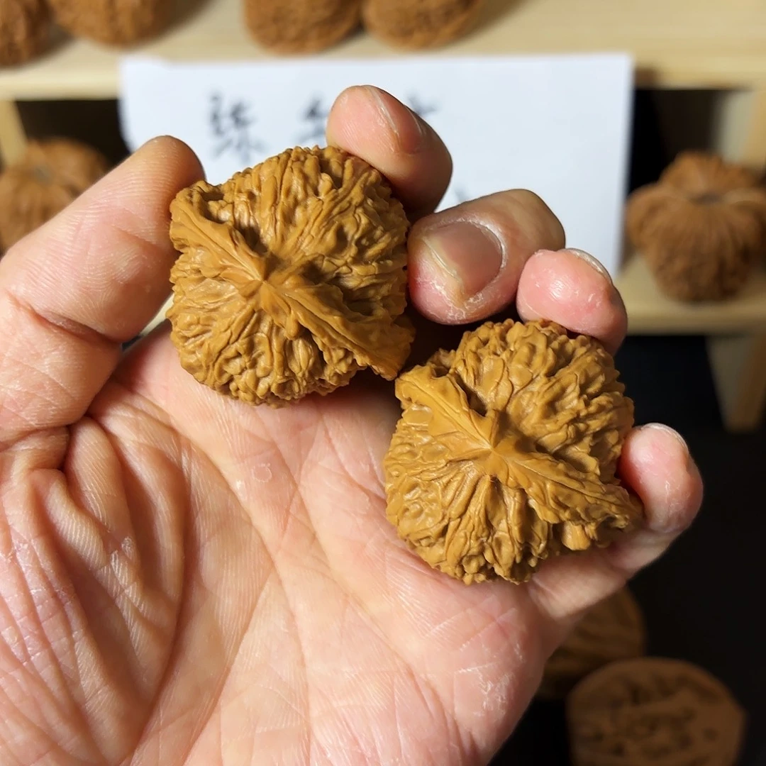 午***场文玩核桃吊坠涿鹿南疆41尺已打底