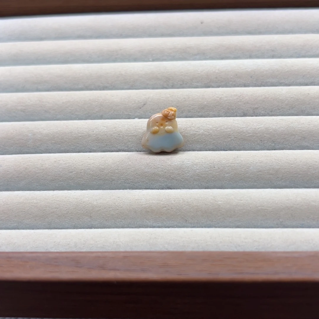 石英质玉未镶嵌珠宝半成品南****藕