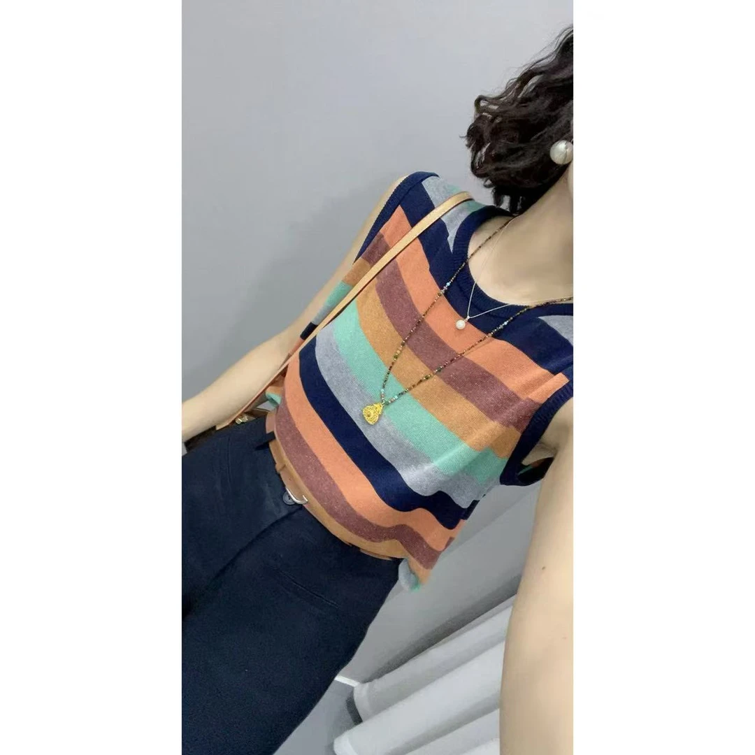 条纹撞色针织背心