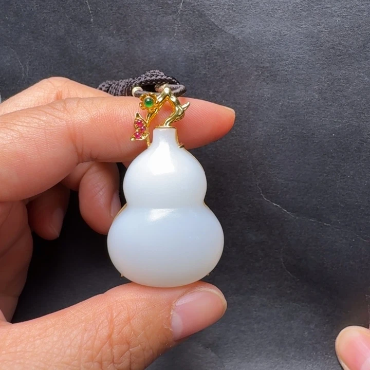 和田玉18K金镶嵌吊坠(不含链)