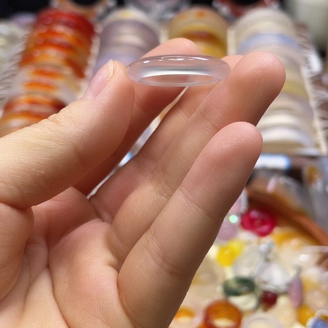 ᰔ***李玛瑙/玉髓未镶嵌戒指不同角度不同光线下色不同